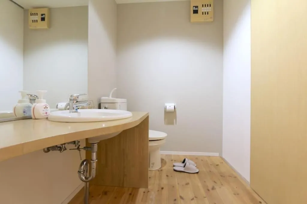 Elle Nippombashi Apartment Osaka 0*,  Japan
