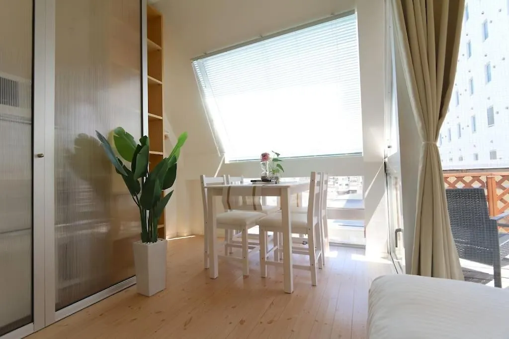 Elle Nippombashi Apartment Osaka