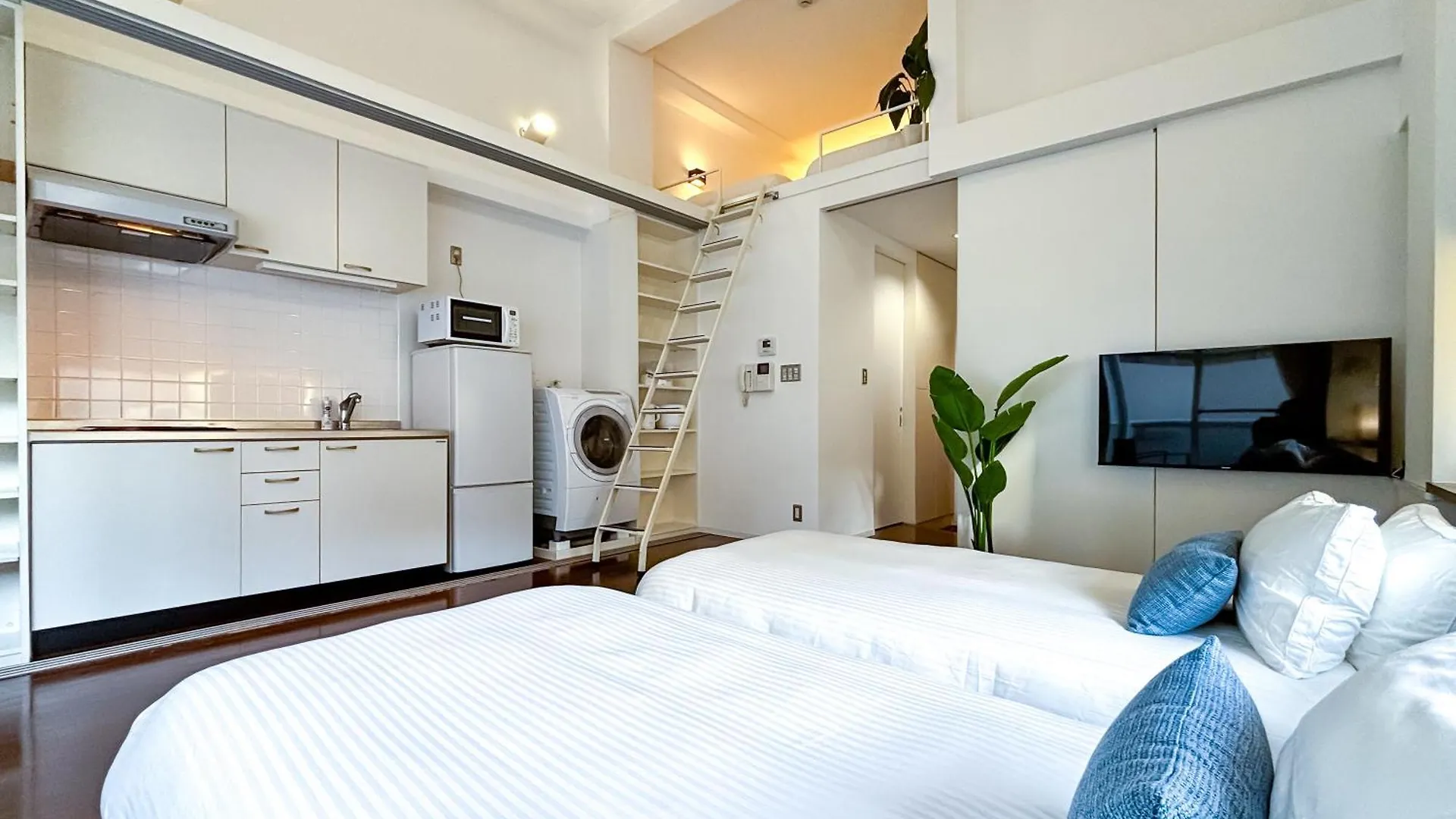 Elle Nippombashi Apartment Osaka Japan